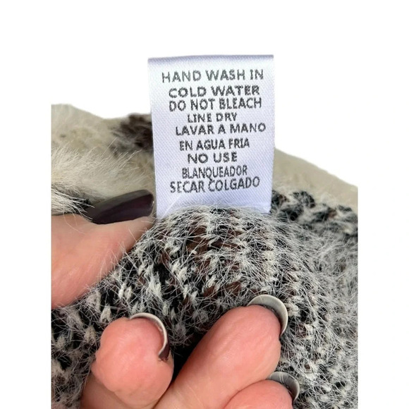 Entro Women's Fuzzy Leopard Pullover 1/4 Zip Size Small - Picture 5 of 5